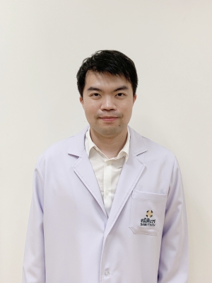 Khanathip  Jitphakdee, M.D.